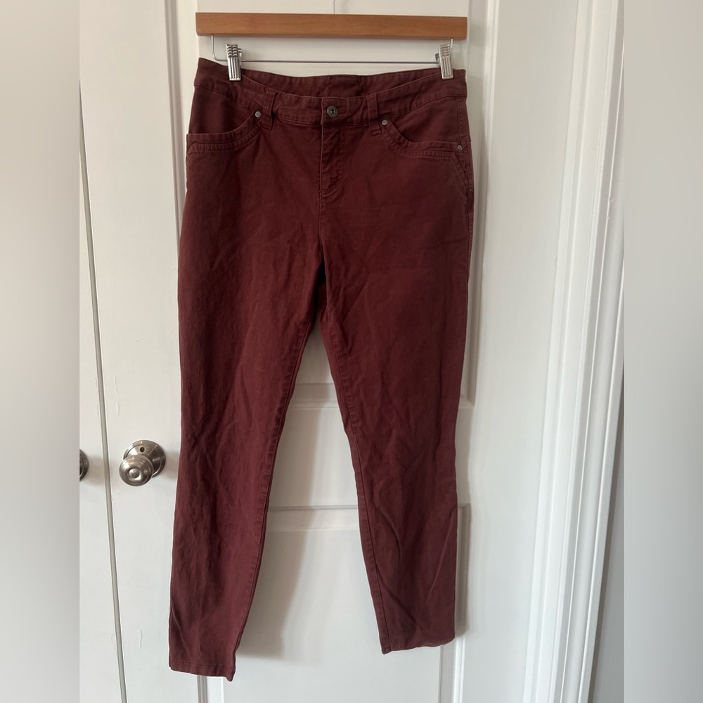 Kuhl Brooke Skinny Pants Red Currant Stretch Tapered Leg Outdoor Size 12 - Picture 1 of 6